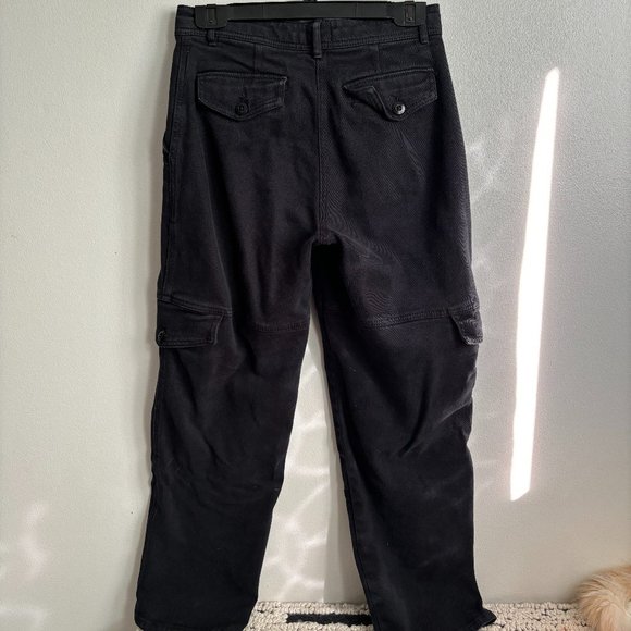 ARITZIA BLACK CARGO PANTS - Picture 3 of 4